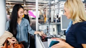 108136251-1745515081212-gettyimages-2015350237-airport_business0311.jpeg